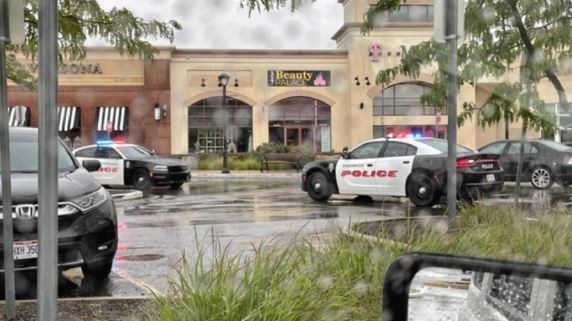 Nuevo tiroteo en Estados Unidos: al menos cuatro muertos en un centro comercial de Indiana | Internacionales