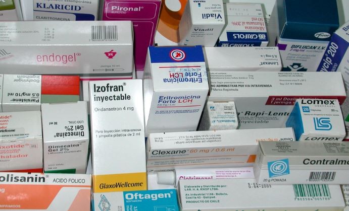 El Gobierno acordó con los laboratorios mantener por dos meses los precios de los medicamentos | Economía