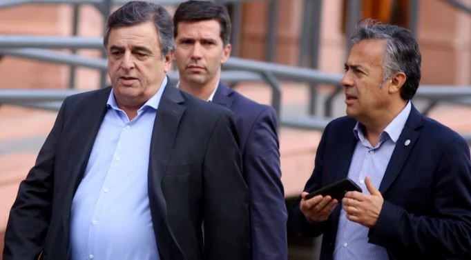 Duras críticas de la oposición a los cambios en el Gabinete | Política