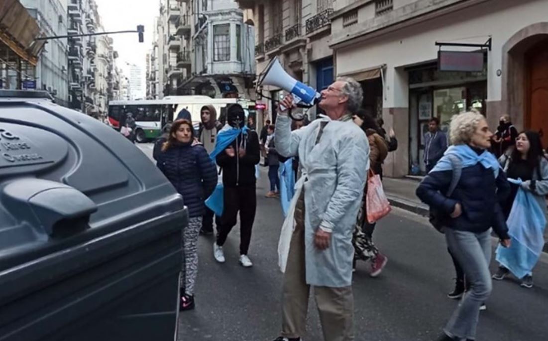 Detuvieron al imputado por amenazar a Cristina Fernández frente al Instituto Patria | Política