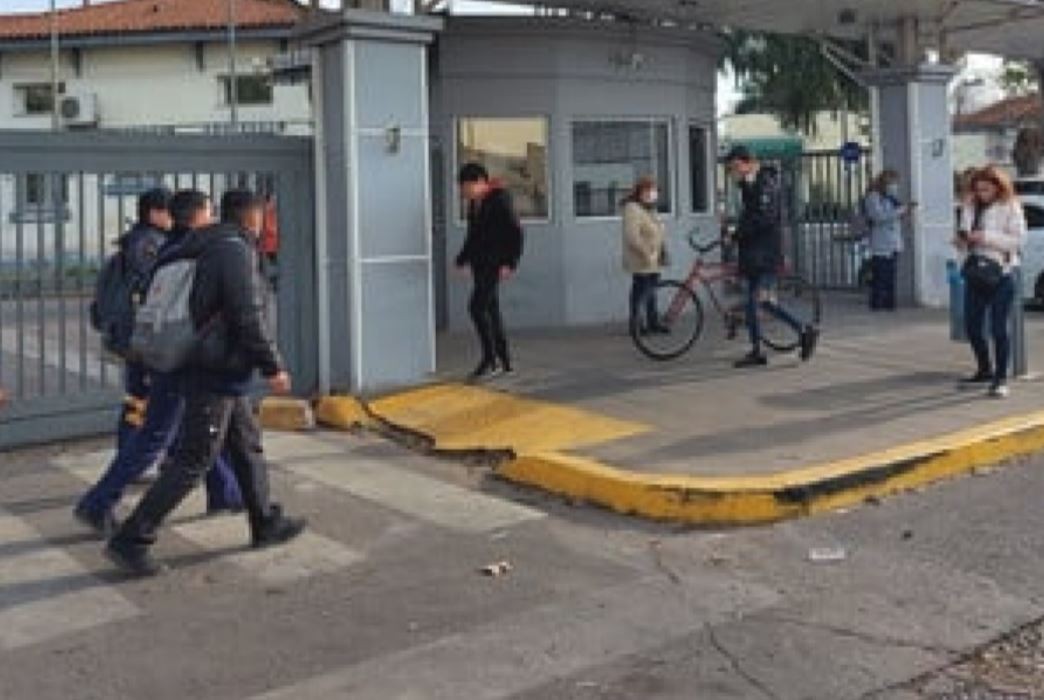 Son dos adolescentes detenidos acusados de balear en la cara al chico de 12 años en La Matanza | Actualidad