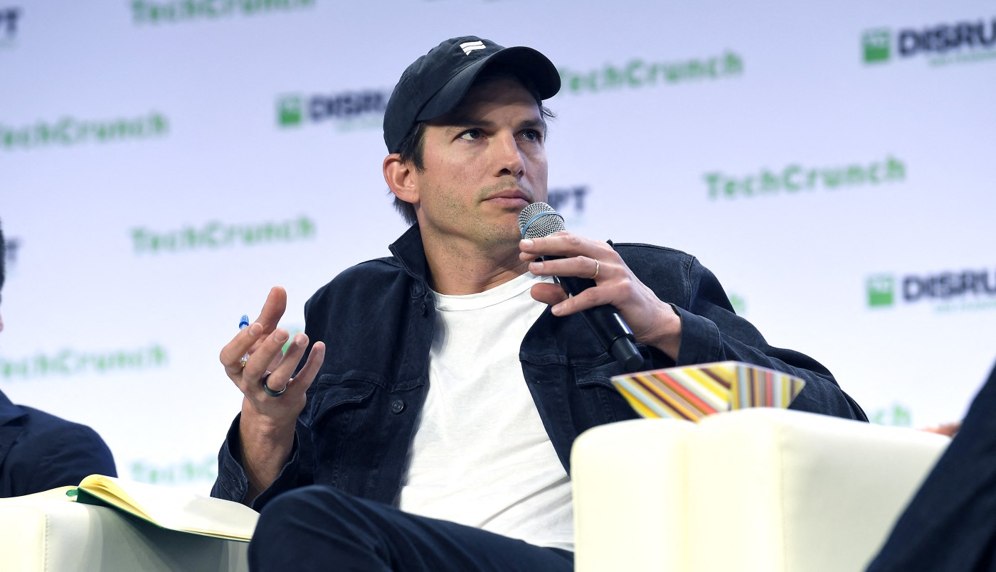 Ashton Kutcher reveló que sufrió una extraña enfermedad autoinmune que lo dejó sin ver ni oír | Espectáculos