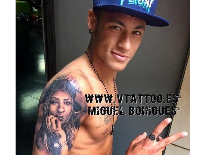 Neymar se tatuó a su hermana Rafaella en el brazo | Deportes