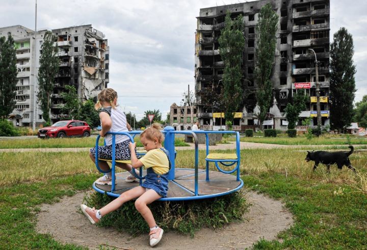 La guerra de Ucrania deja casi 1.000 niños muertos o heridos en seis meses | Internacionales