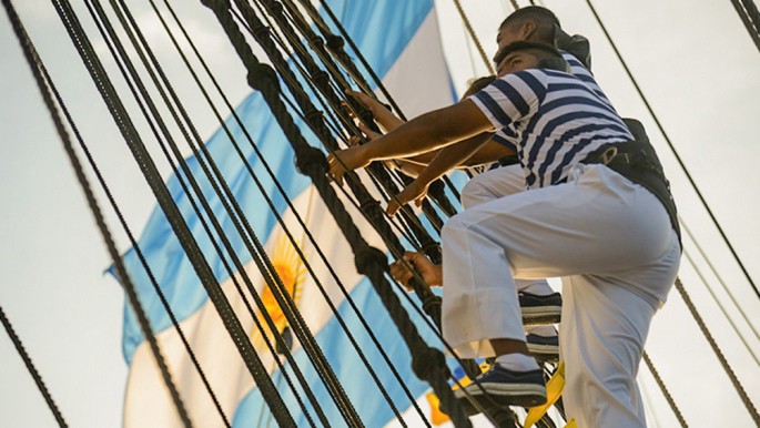 La Fragata Libertad llegó a Miami en el marco de los festejos por la "Semana Argentina" | Política