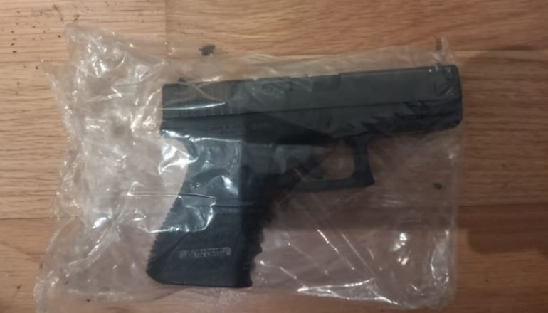 Presunto parricidio: Secuestran una pistola en un departamento de Belgrano que alquilaba | Actualidad