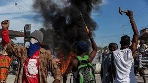 La Policía haitiana suspendió los permisos para portar armas | Internacionales