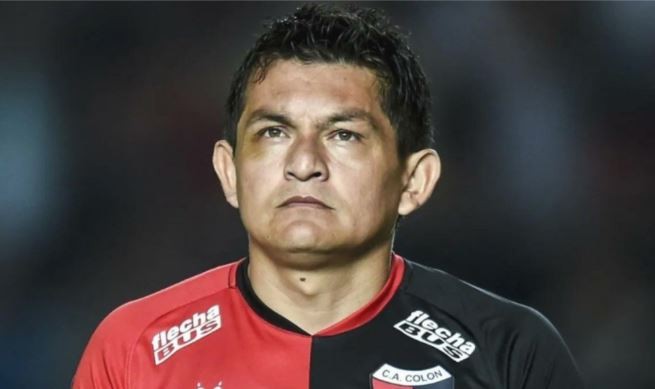 Tras la apretada de la barra, el Pulga Rodríguez se va de Colón | Deportes