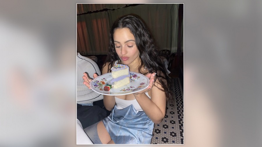 Rosalía celebra sus 30 años en medio de la exitosa gira con "Motomami" | Espectáculos