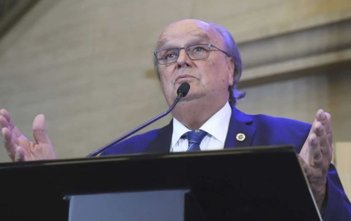 De Mendiguren: "Los trabajadores del neumático tienen muy buenos salarios" | Política