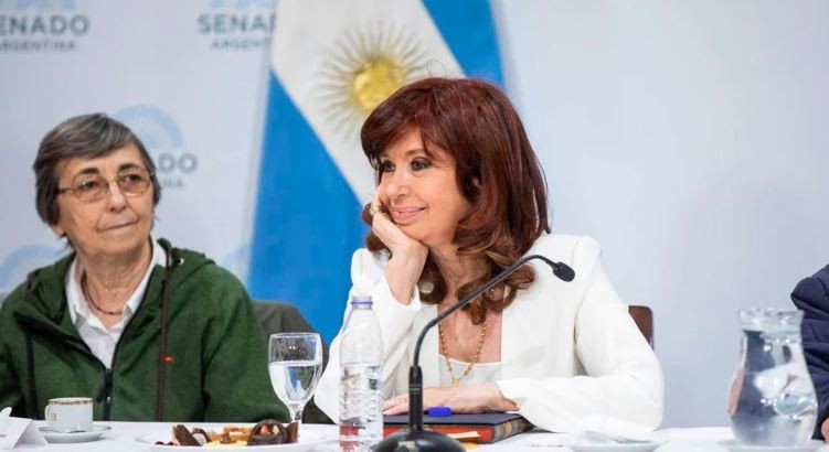 Tras los datos de pobreza, Cristina Kirchner reclamó mayor intervención estatal en el precio de los alimentos | Política