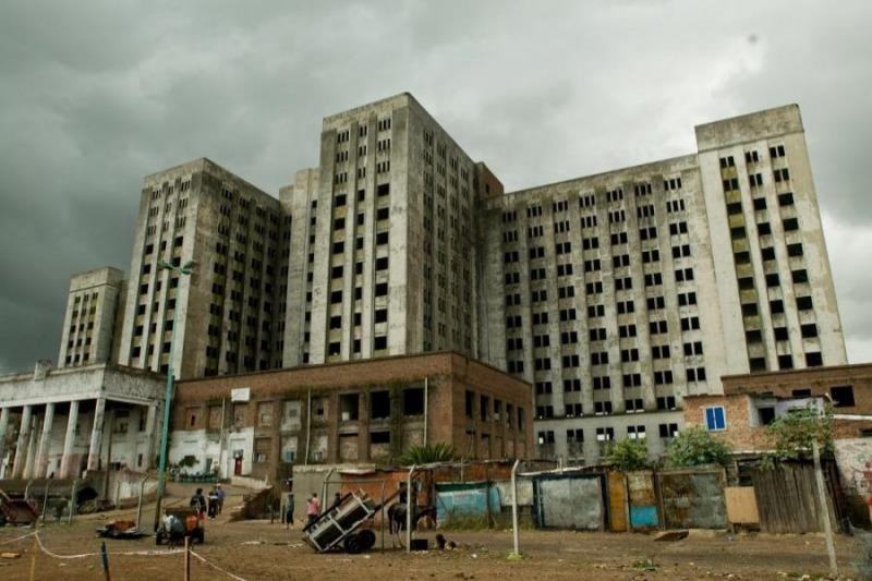 Demolerán el Elefante Blanco para levantar allí el ministerio de Desarrollo Humano y Hábitat | Política