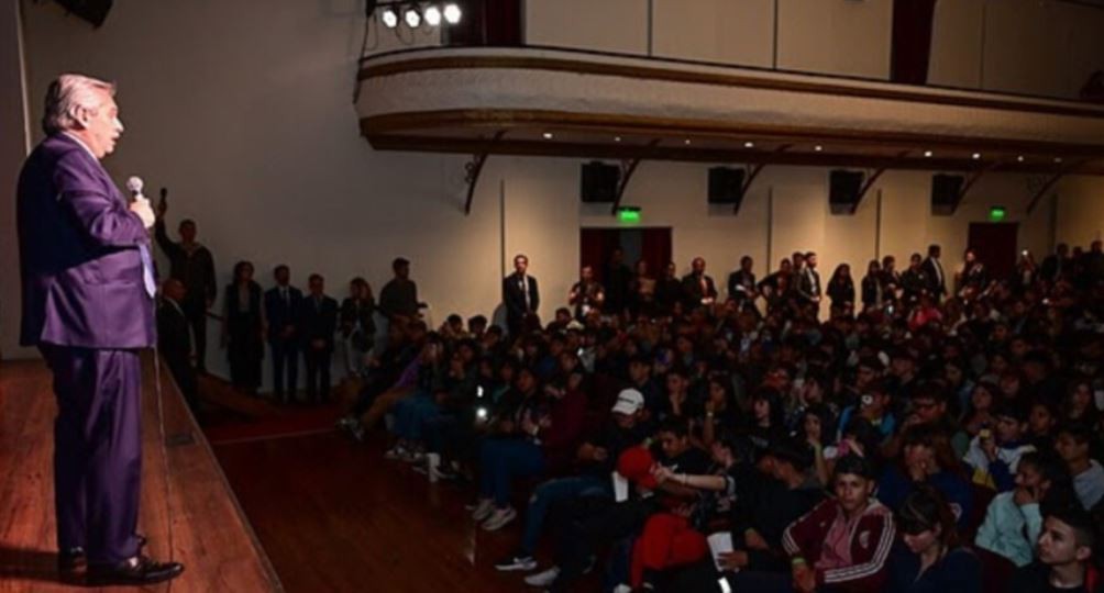 Alberto: "Quiero que se ponga fin a la violencia política de una vez y para siempre" | Política