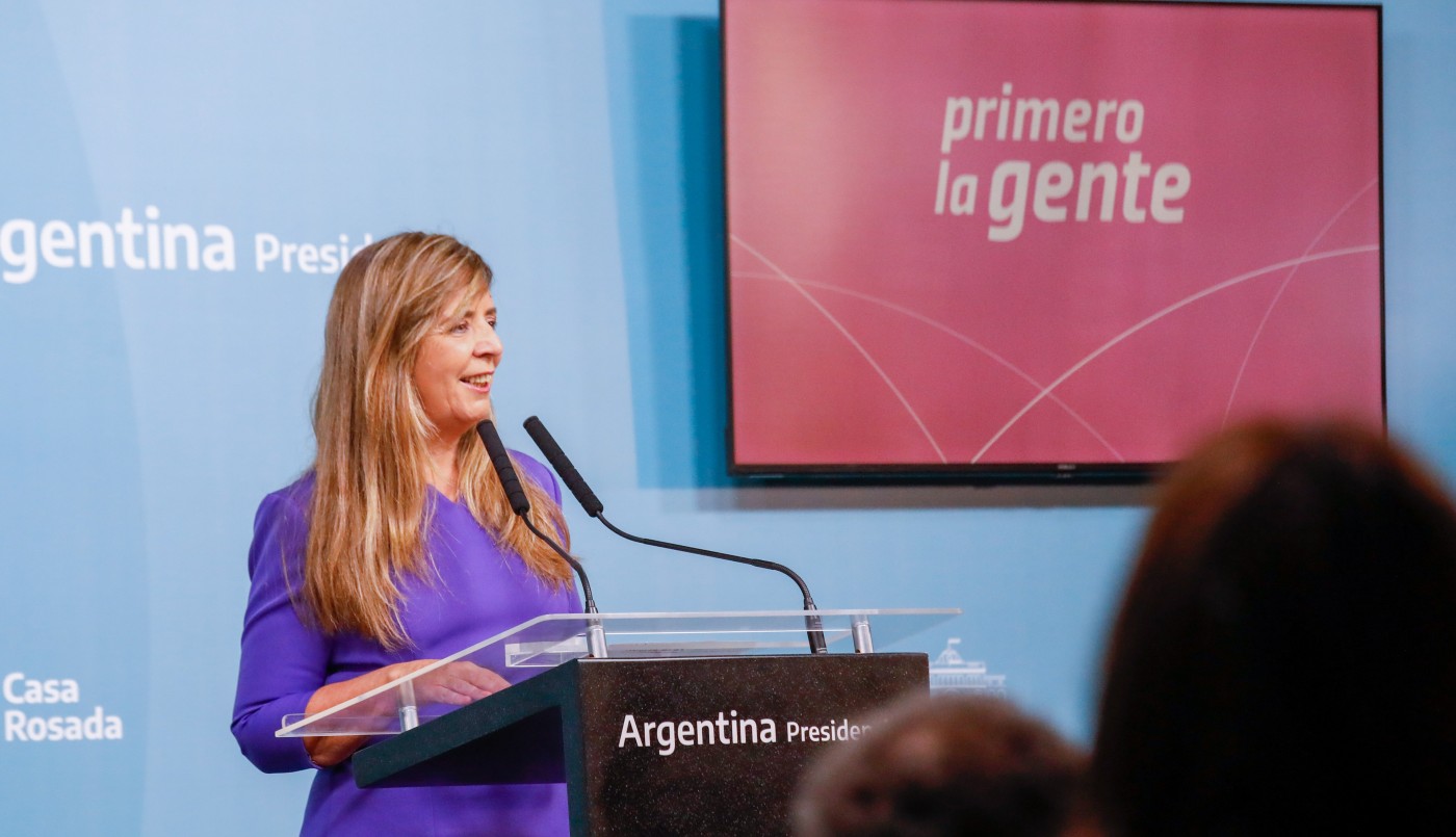 Cerruti: "El dólar blue Sube y baja, no es una preocupación del Gobierno" | Política