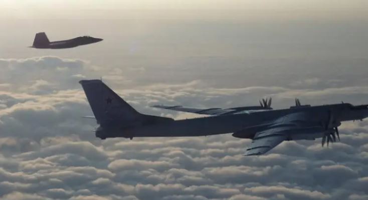 Aviones de combate de Estados Unidos interceptaron dos bombarderos rusos cerca de Alaska | Internacionales