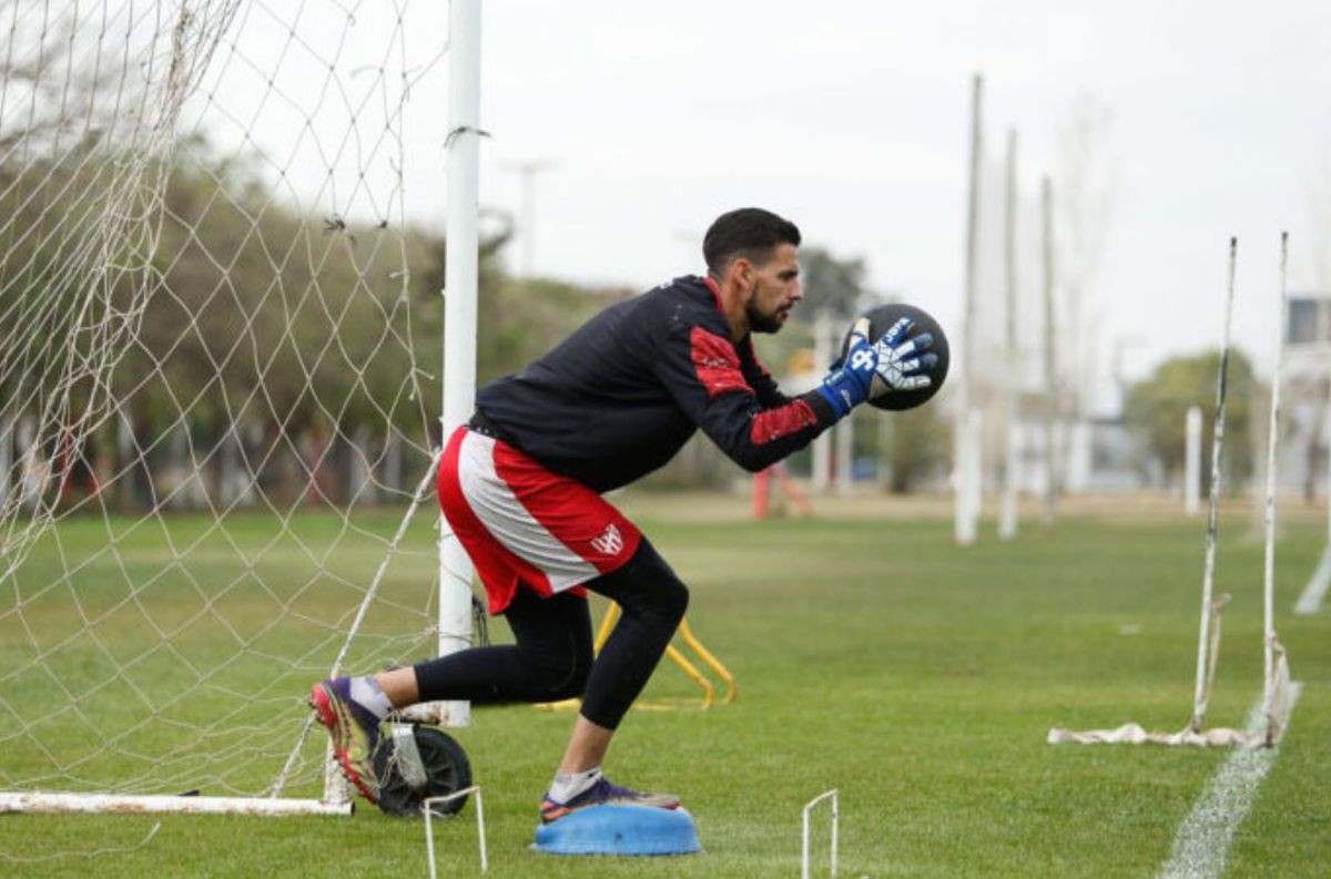 Instituto informó que el arquero Emanuel Bilbao sufrió un aneurisma cerebral | Deportes