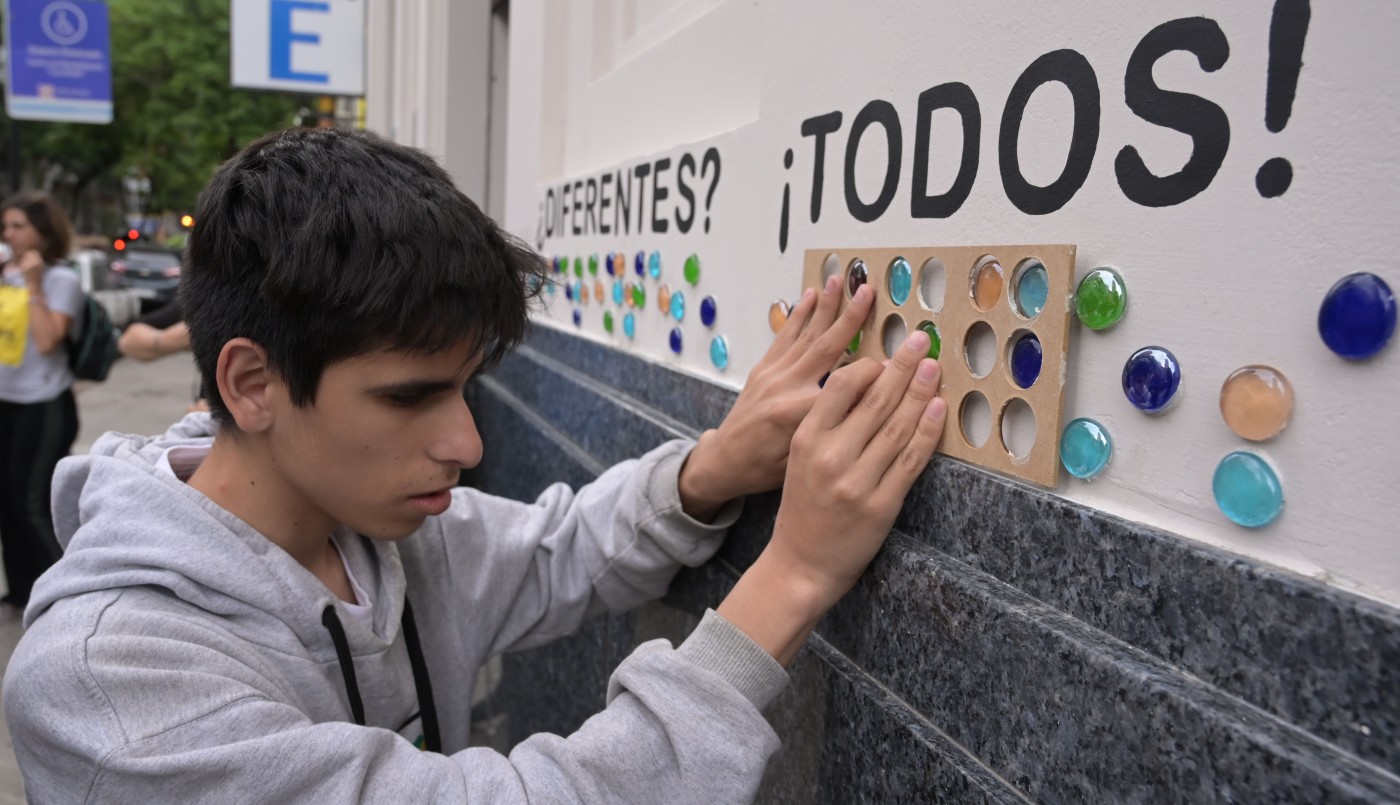 Rosario tendrá el primer mural en Braille para visibilizar ese sistema de comunicación de los ciegos | Actualidad