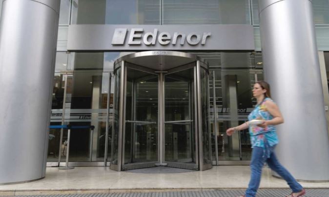 Presupuesto: las distribuidoras de electricidad podrán subir tarifas para pagar una abultada deuda | Economía