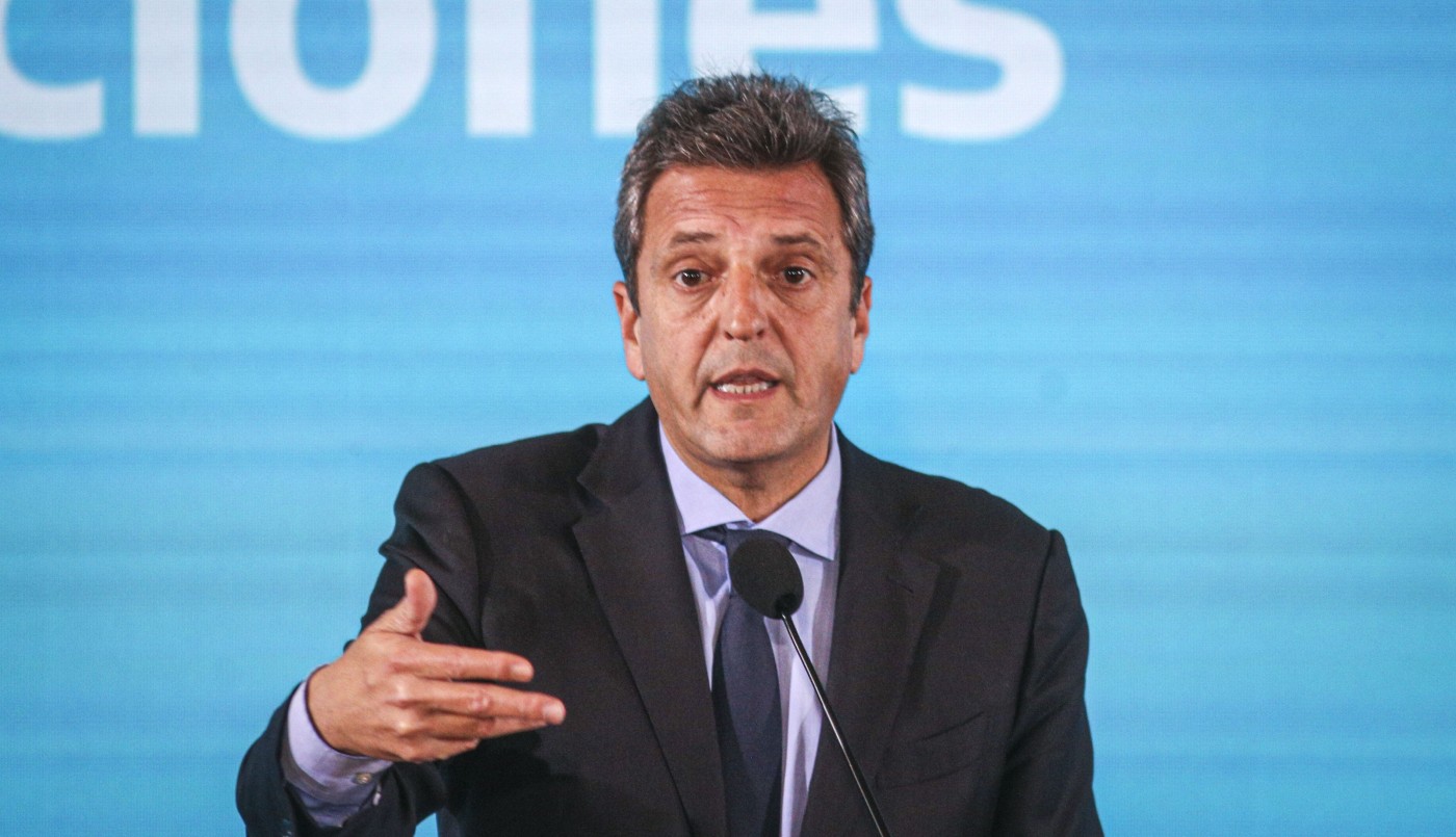 Massa lanzó otro canje de deuda para descomprimir vencimientos del final del año | Economía