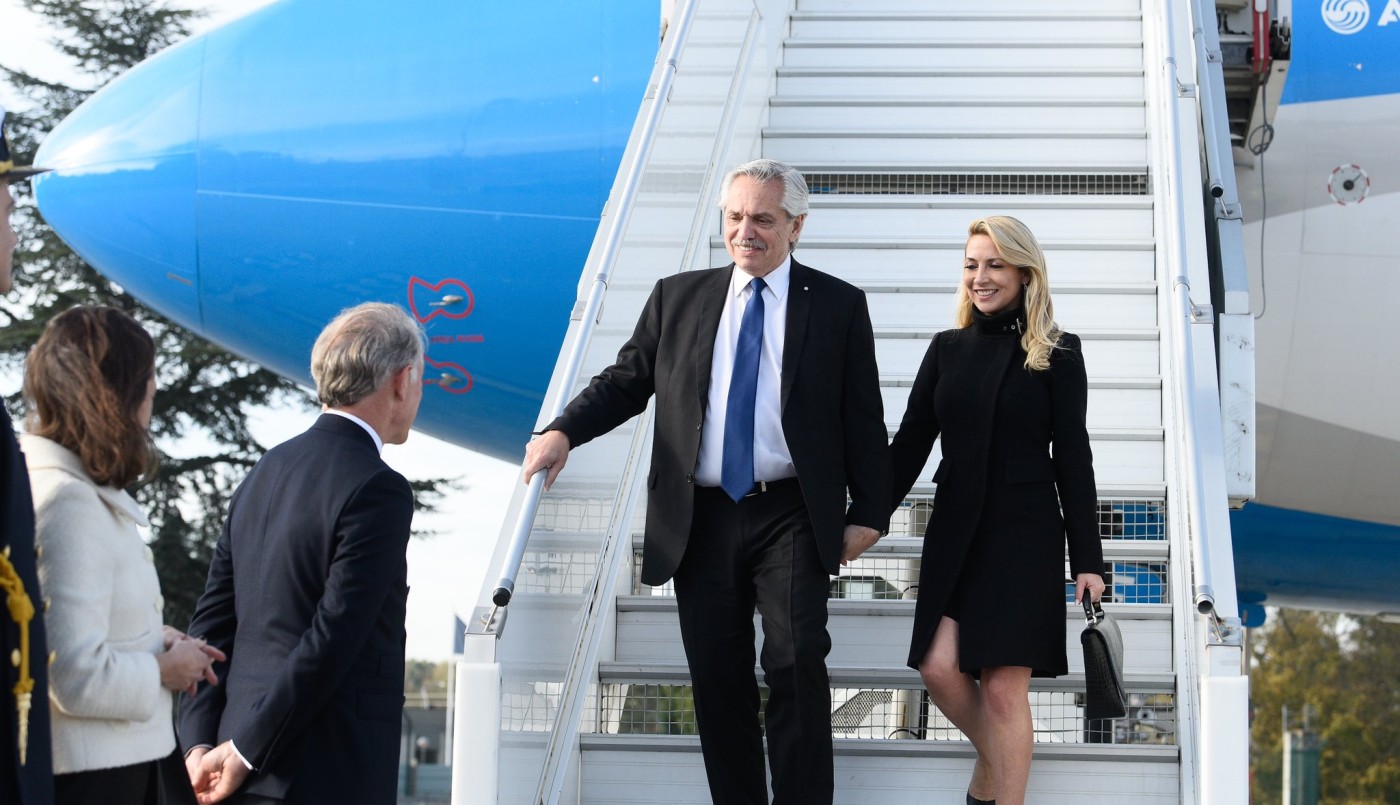 Alberto Fernández arribó a Francia para reunirse con Macron | Política