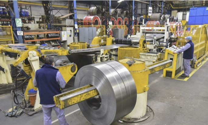 La OCDE estimó que la economía argentina sufrirá una fuerte desaceleración en 2023 | Economía