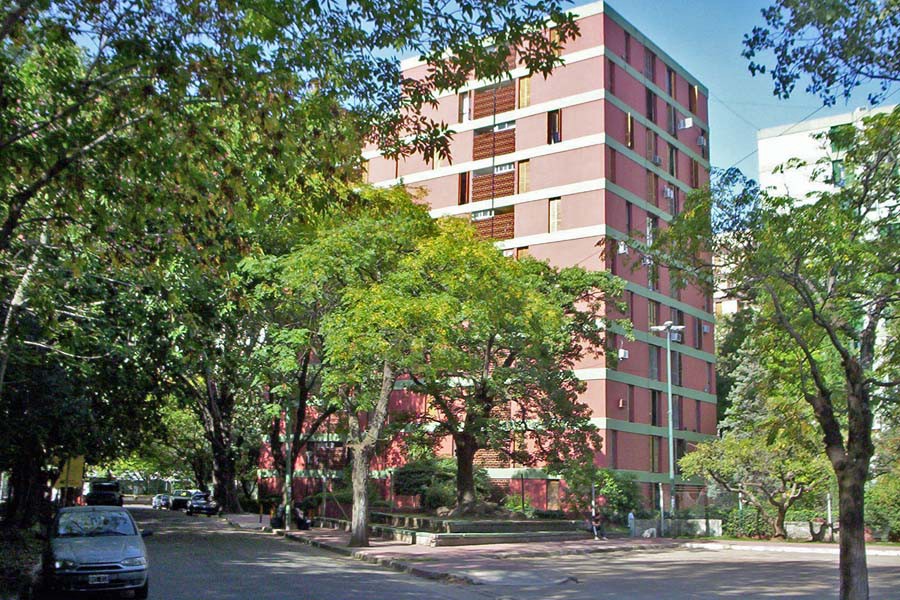 Aprobaron la venta de tierras y la construcción de torres en el barrio de La Boca | Política