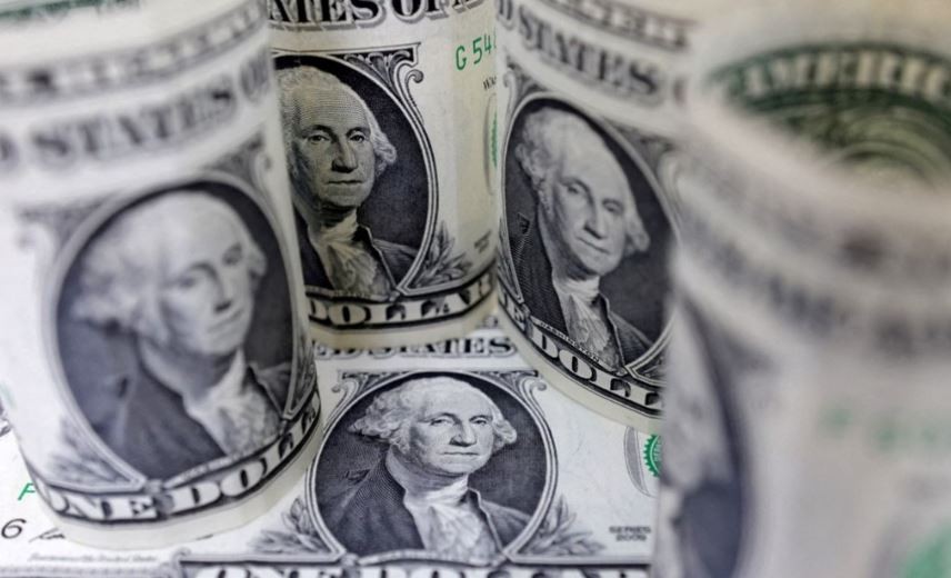 El dólar blue continuó en alza y cerró la semana en $320 | Economía