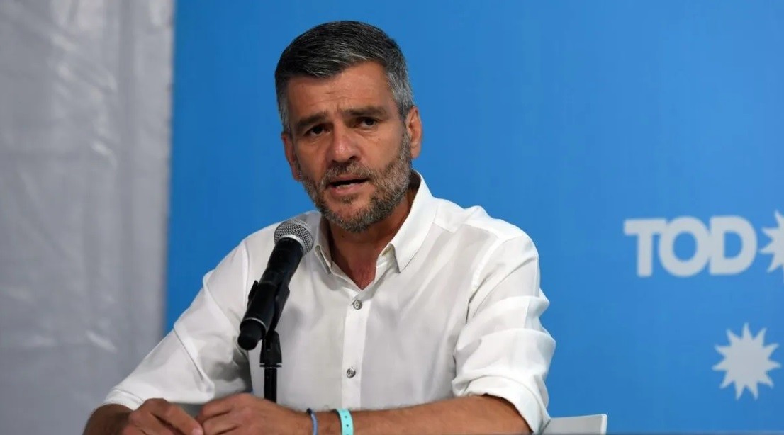 Zabaleta volvió como intendente de Hurlingham y desplazó a cuatro funcionarios de La Cámpora | Política