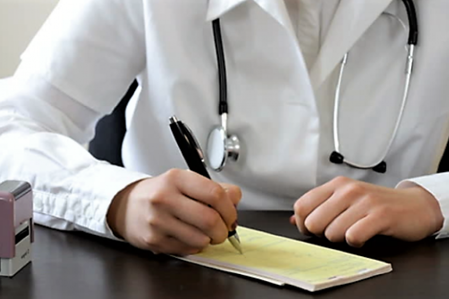 Acusan a obras sociales de ser los “dueños de la vida y de la muerte” de sus asociados | Actualidad