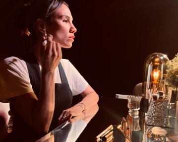 De Ciudad Evita a Europa: Con sus empresas de make up abastece a la industria de la belleza | Actualidad