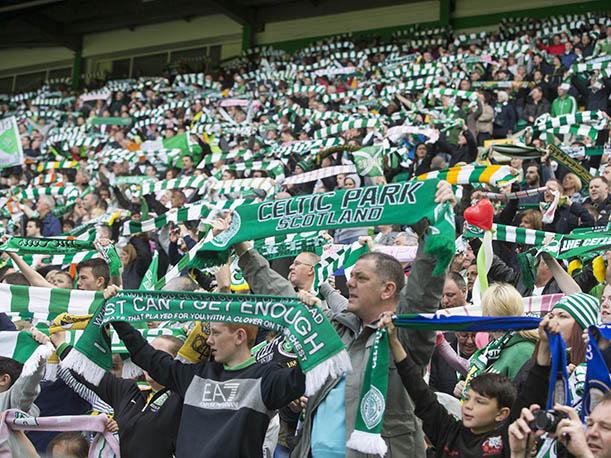 Un club europeo debió pedir a sus hinchas que se bañen | Deportes