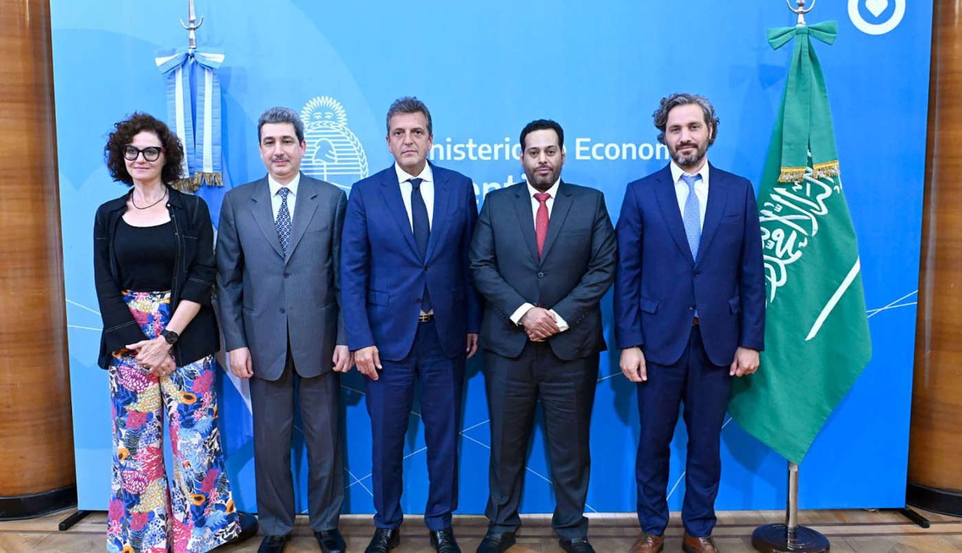 Un fondo saudí busca invertir US$ 500 millones en energía y salud alimentaria | Economía