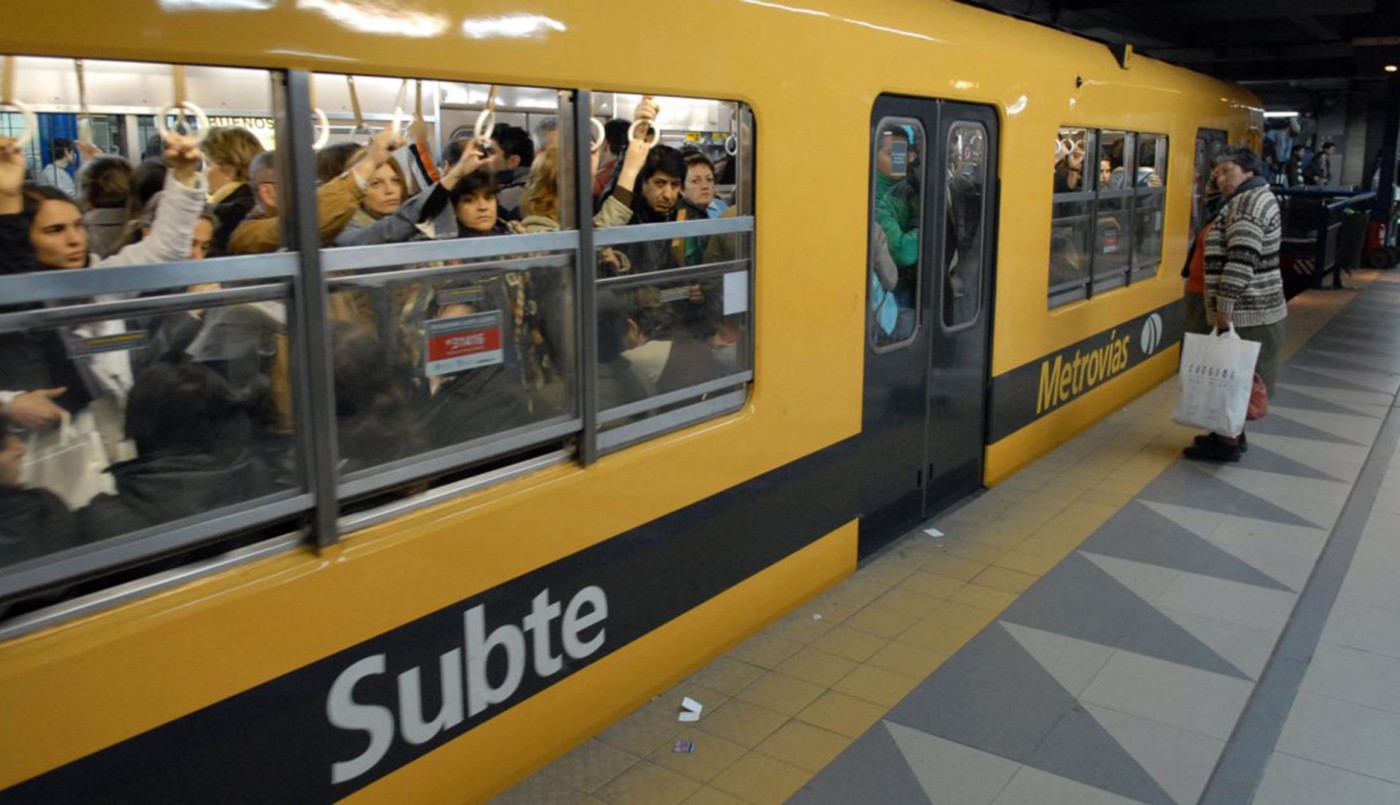 Aumenta el pasaje de subte y costará $58 a partir de marzo: volverá a subir en mayo y octubre | Economía