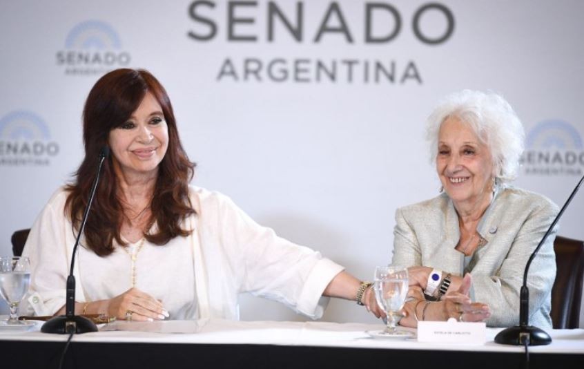 Cristina Kirchner: "En off se dicen barbaridades que después se niegan" | Política