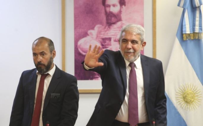 Aníbal Fernández volvió a apuntarle a Cristina Kirchner y se preguntó "cuántas horas trabaja" Máximo Kirchner | Política