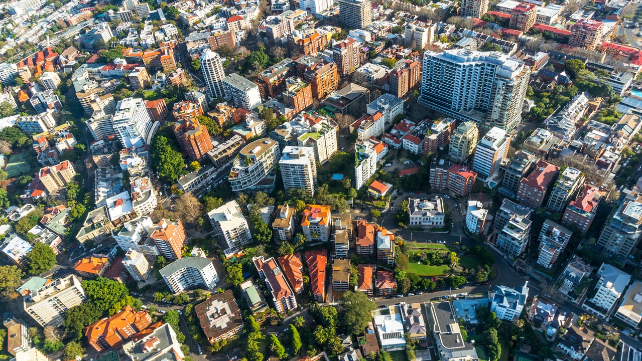 En qué consiste la propuesta urbanística de la "ciudad de los 15 minutos": cuestionan que quieren imponer "un gueto" | Actualidad