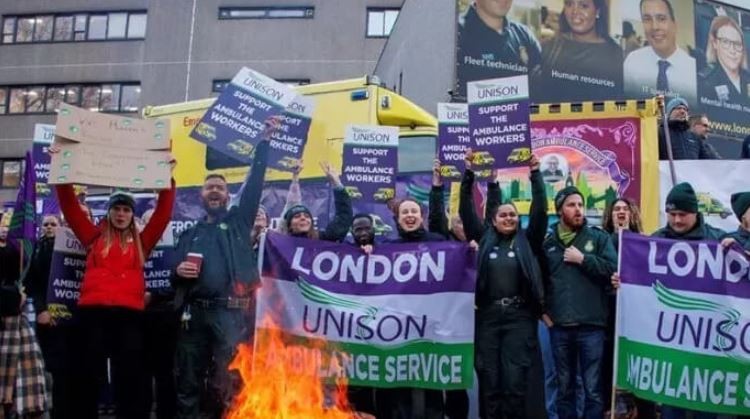 Masiva huelga en el Reino Unido para reclamar mejoras salariales ante la inflación | Internacionales