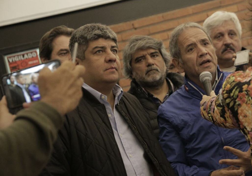 Moyano y Palazzo impulsan una marcha contra la reforma laboral | Política
