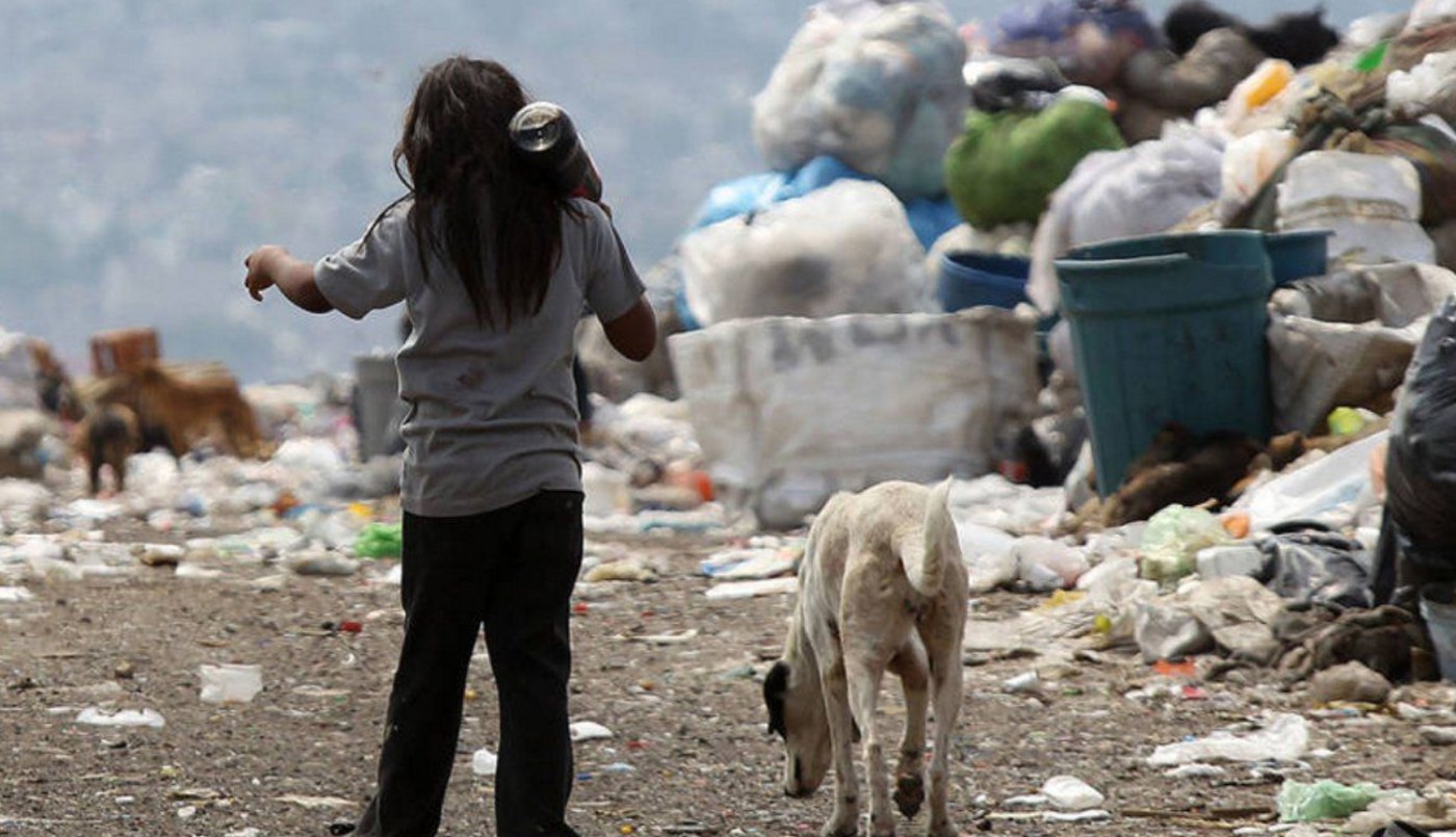 El 54% de los niños menores de 15 años en Argentina son pobres | Economía