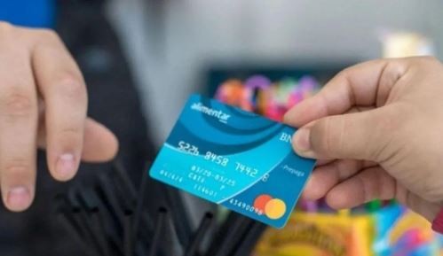 El Gobierno aumentó 35% el monto de la Tarjeta Alimentar: cómo se aplicará | Economía