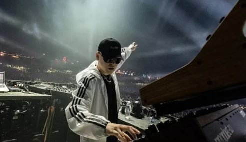 A días de sus shows en el Hipódromo de Palermo, Bizarrap lanzó su propia aplicación digital | Espectáculos