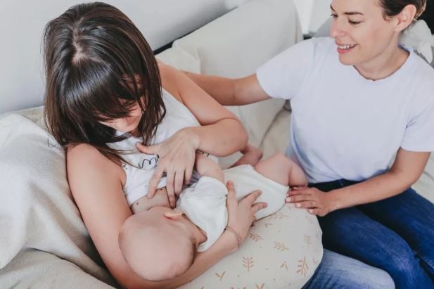 Puericultoras reclaman una ley que reconozca su profesión | Actualidad