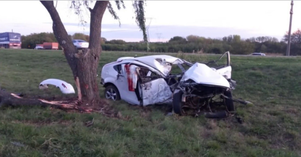 Accidente fatal en Zárate: un muerto al chocar contra un árbol | Actualidad