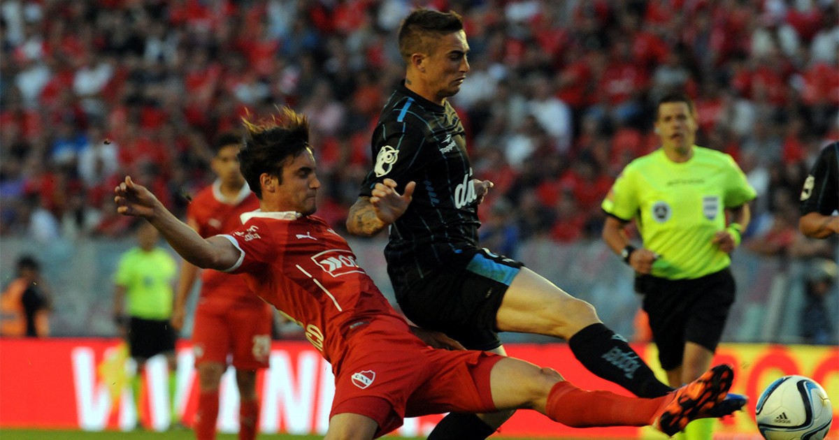 Gesto de caballeros: Racing felicitó a Independiente | Deportes