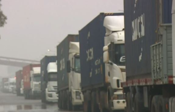 Transportistas cortan rutas y paran los puertos | Actualidad