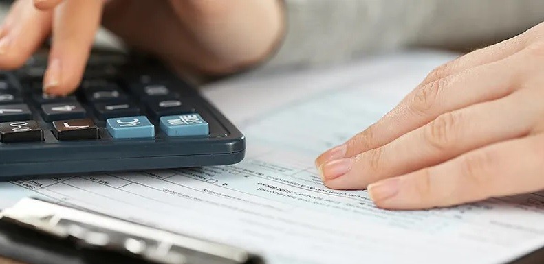 Actualizan el piso de Ganancias y no se pagará con salarios de hasta $500 mil | Economía