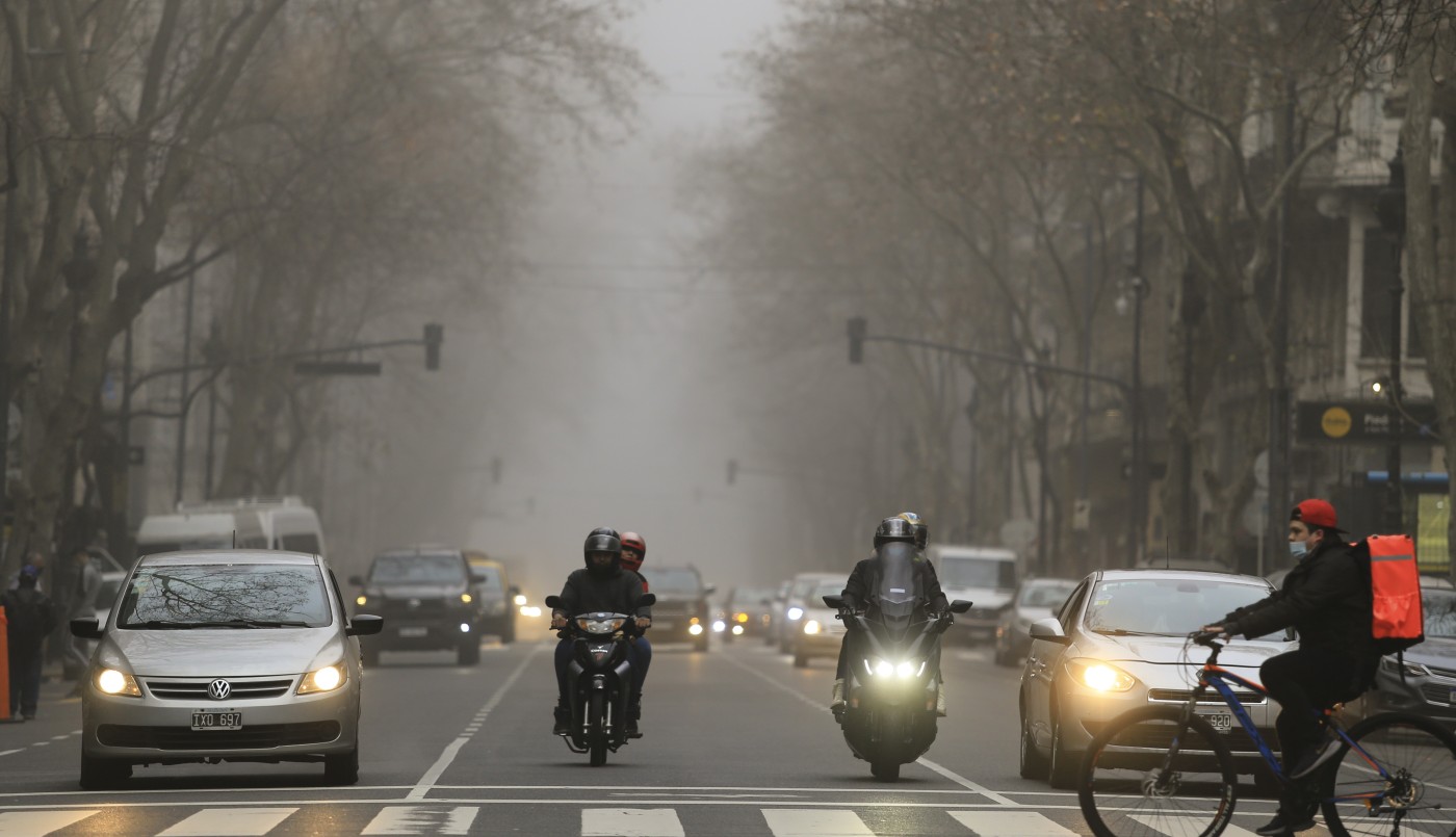 Alerta violeta por niebla: qué es y qué significa esta advertencia climática | Clima, naturaleza y medio ambiente