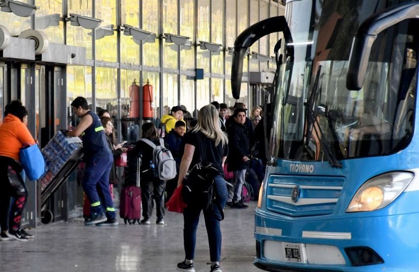 Fin de semana largo: viajaron 920 mil turistas y gastaron $29.109 millones | Economía