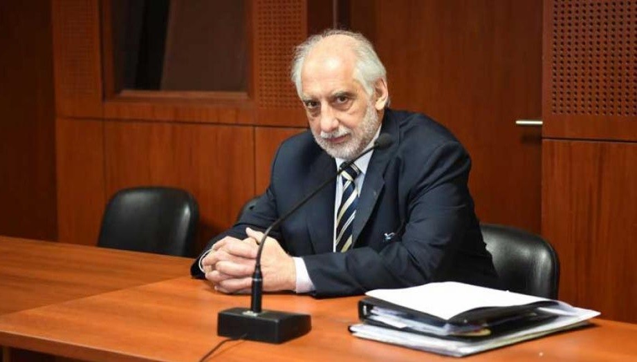 "Son capaces de matar más personas con lapiceras que con armas": ordenaron detener por encubrimiento a exfiscal | Actualidad