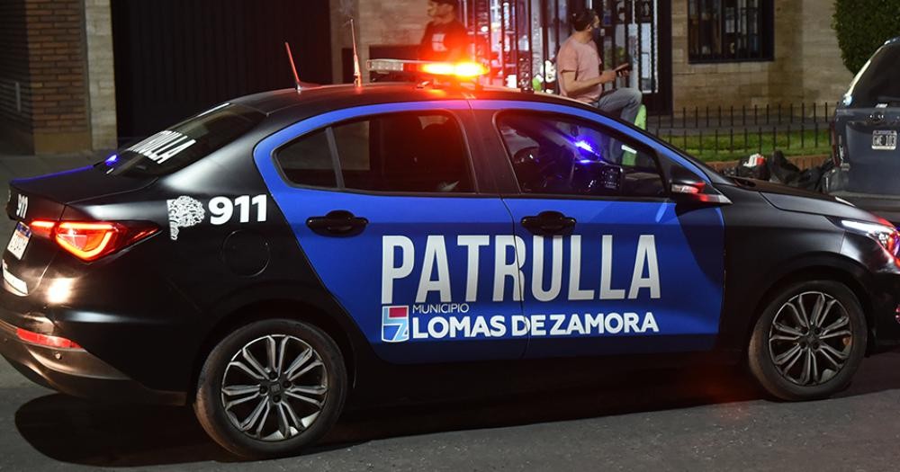Asesinaron a balazos a un joven e hirieron a otros dos tras una disputa por venta de drogas en Lomas de Zamora | Actualidad
